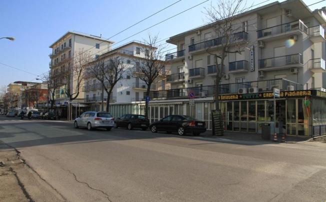 Фото отеля Marinella