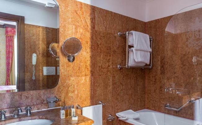 Фото отеля B4 Bellini Venezia Hotel