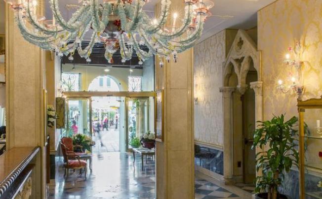 Фото отеля B4 Bellini Venezia Hotel