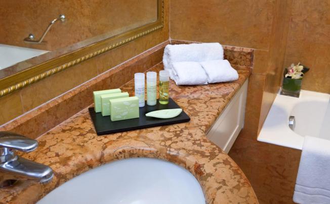 Фото отеля Westin Palace Milan