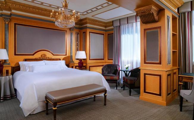 Фото отеля Westin Palace Milan