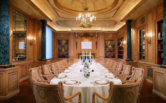 Фото отеля Westin Palace Milan