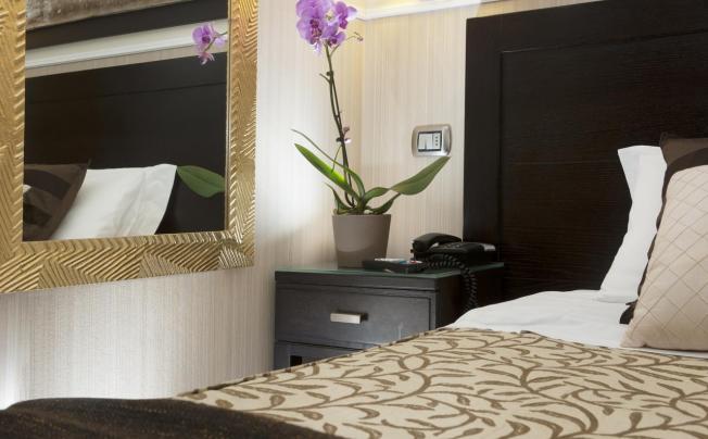 Фото отеля Yes Hotel