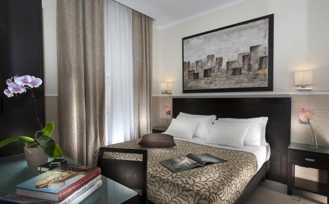 Фото отеля Yes Hotel