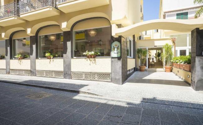 Фото отеля Casthotels Bristol Terme