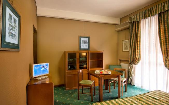Фото отеля Ponte Bianco Hotel & Residence