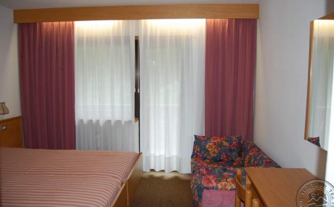 Фото отеля Engel Hotel