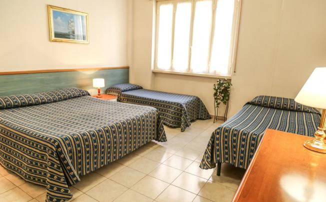 Фото отеля Athena Hotel