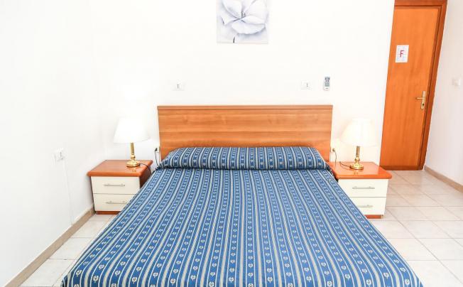 Фото отеля Athena Hotel