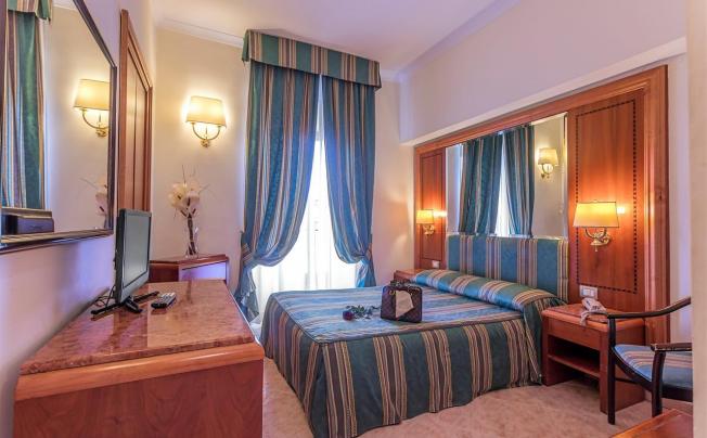 Фото отеля Sebraeli hotel lux