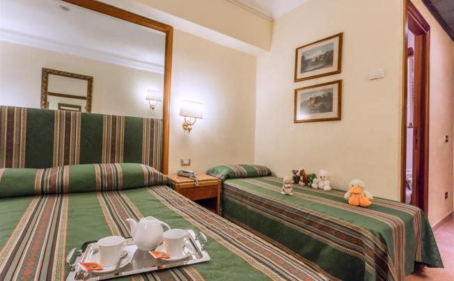 Фото отеля Sebraeli hotel lux