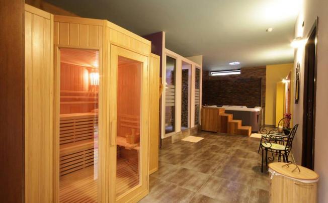Фото отеля Adria Hotel