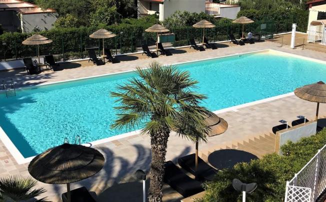 Фото отеля Calanica Resort