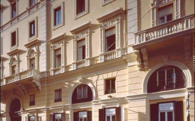 Фото отеля Embassy hotel