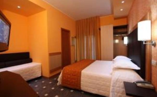Фото отеля Genty Hotel