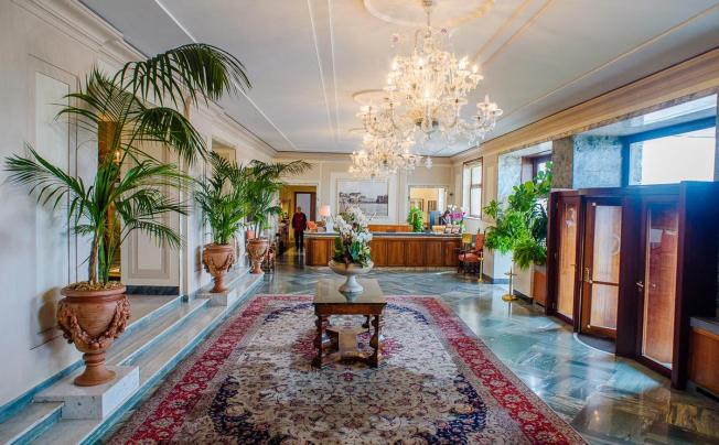Фото отеля Grand hotel vesuvio