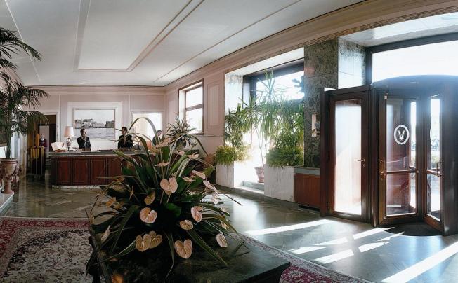 Фото отеля Grand hotel vesuvio