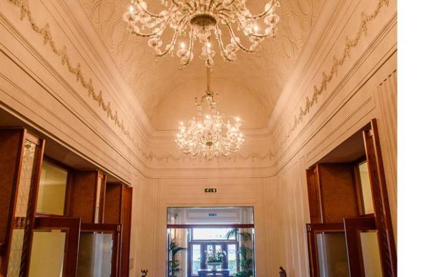 Фото отеля Grand hotel vesuvio