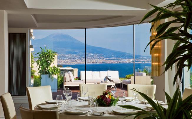Фото отеля Grand hotel vesuvio