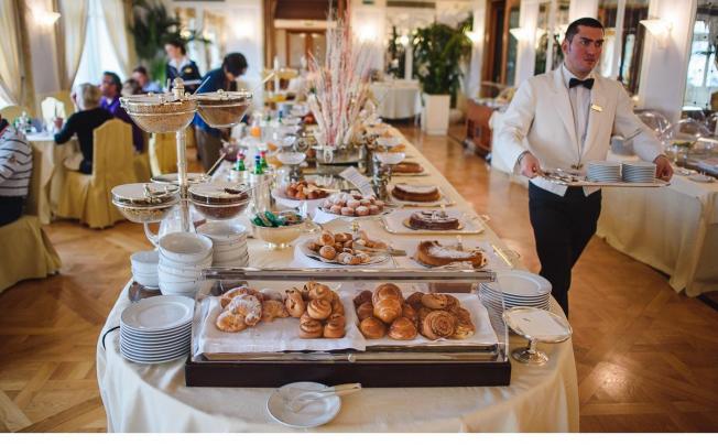 Фото отеля Grand hotel vesuvio