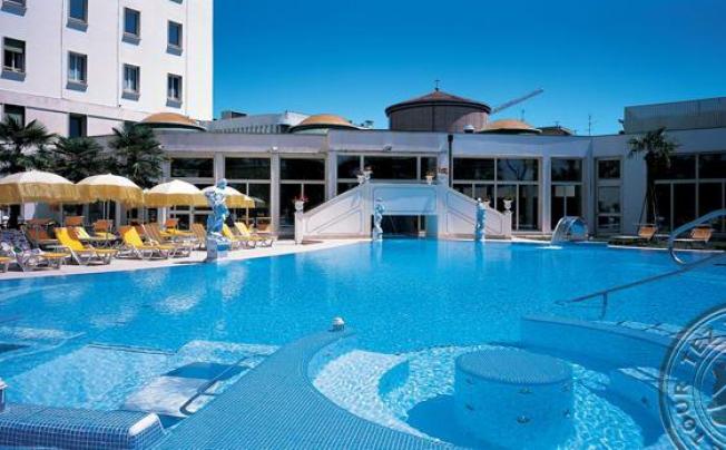 Фото отеля Helvetia Hotel
