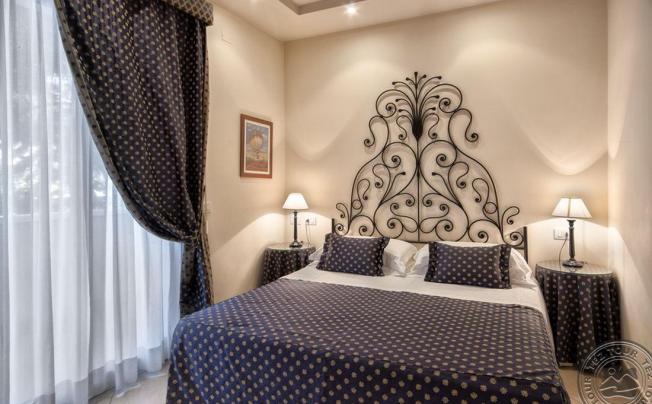 Фото отеля Lungomare Residence