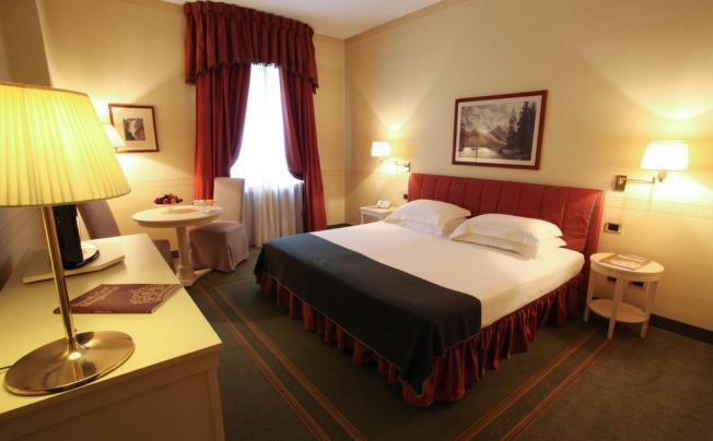 Фото отеля Royal Golf Hotel