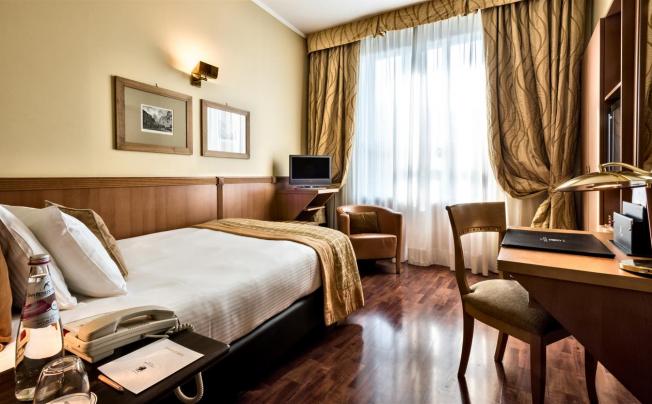 Фото отеля Dei Cavalieri Hotel Milano Duomo