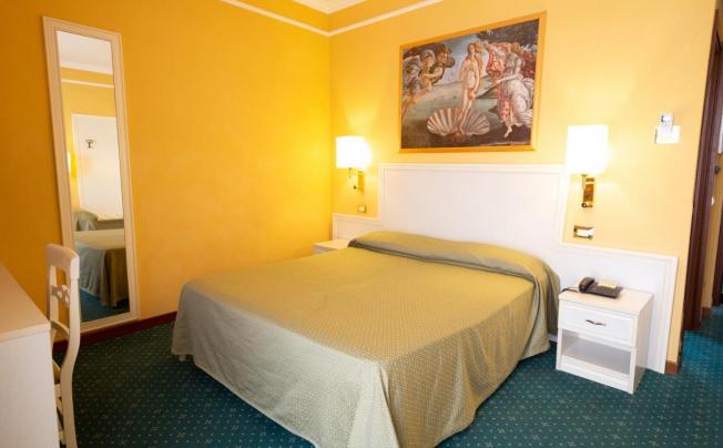 Фото отеля Cervara Park Hotel