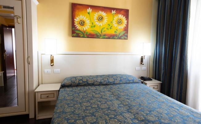 Фото отеля Cervara Park Hotel