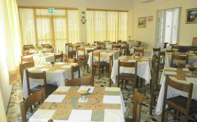 Фото отеля Nives Hotel