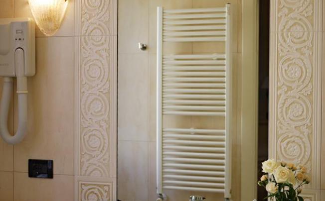 Фото отеля Carlton Capri Hotel