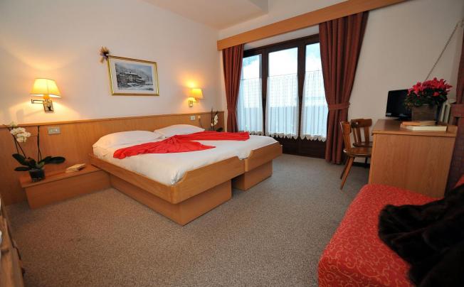 Фото отеля Derby Hotel Bormio