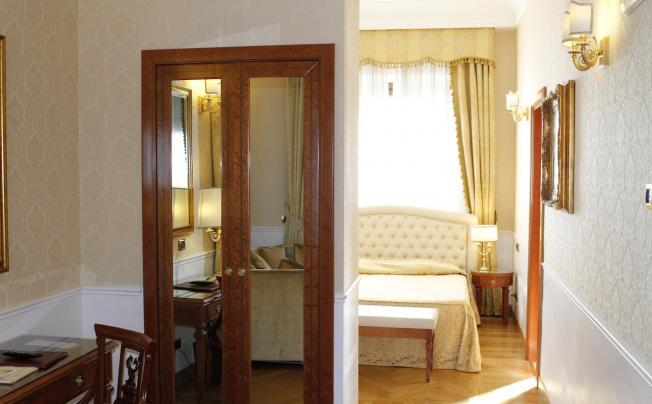 Фото отеля Villa pinciana hotel