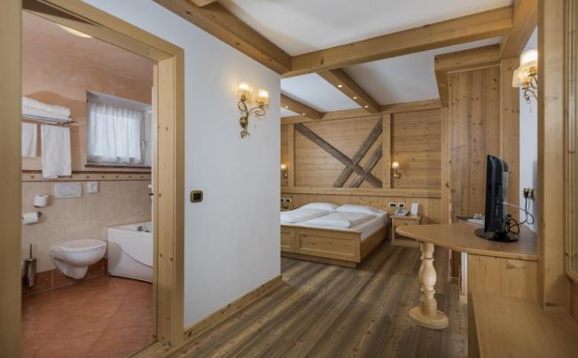 Фото отеля Andreas Hotel