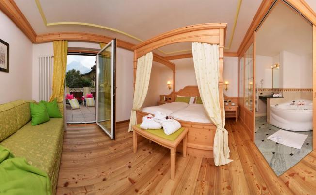 Фото отеля Andreas Hotel