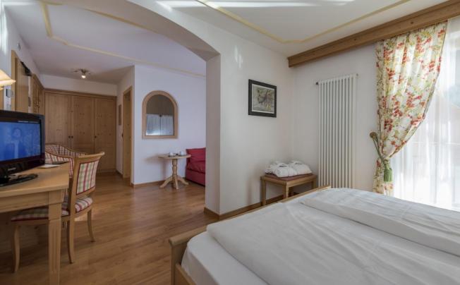 Фото отеля Andreas Hotel