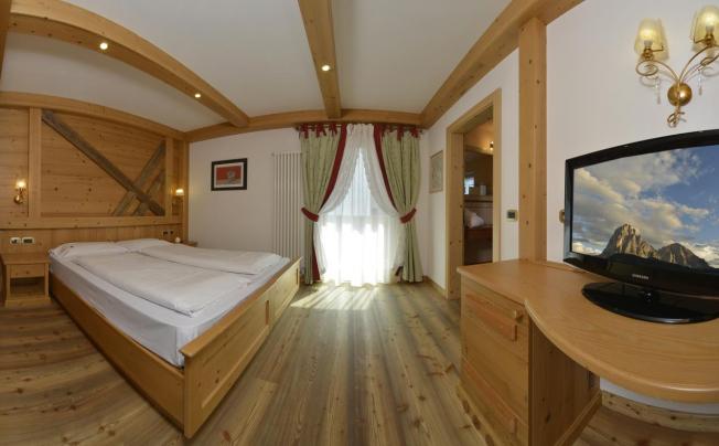 Фото отеля Andreas Hotel