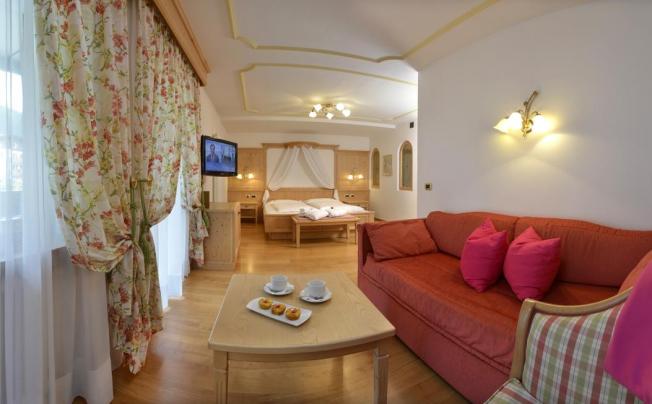 Фото отеля Andreas Hotel