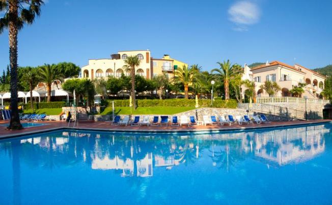 Фото отеля Pian Dei Boschi Residence