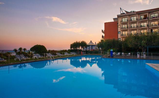 Фото отеля GRAND HOTEL DIANA MAJESTIC