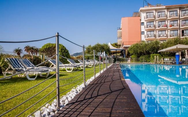 Фото отеля GRAND HOTEL DIANA MAJESTIC