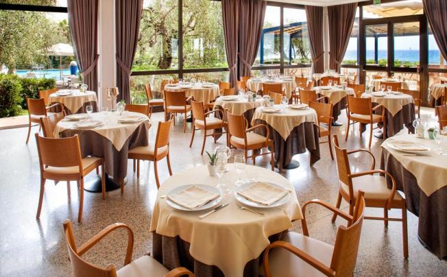 Фото отеля GRAND HOTEL DIANA MAJESTIC