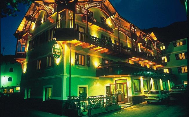 Фото отеля Alpina Hotel Pinzolo