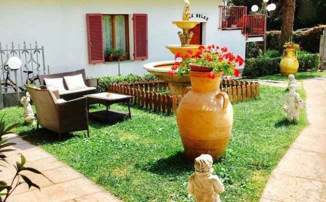 Фото отеля De Amicis Hotel