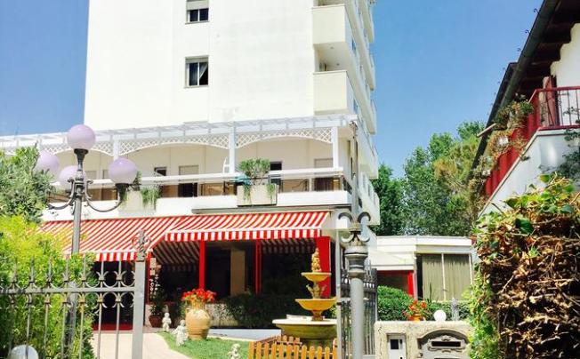 Фото отеля De Amicis Hotel