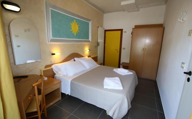 Фото отеля De Amicis Hotel