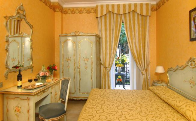 Фото отеля Hotel Villa San Lorenzo Maria