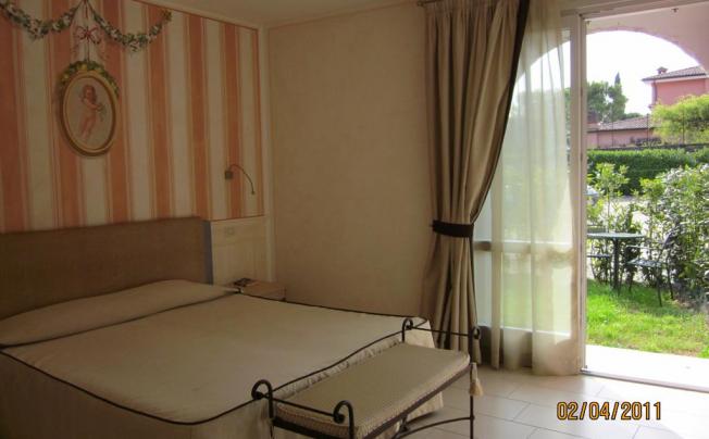 Фото отеля Hotel Bogliaco