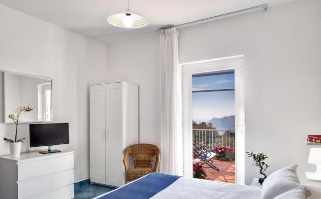 Фото отеля GOCCE DI CAPRI HOTEL & RESIDENCE